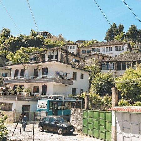Hotel Brahimi ジロカストラ エクステリア 写真